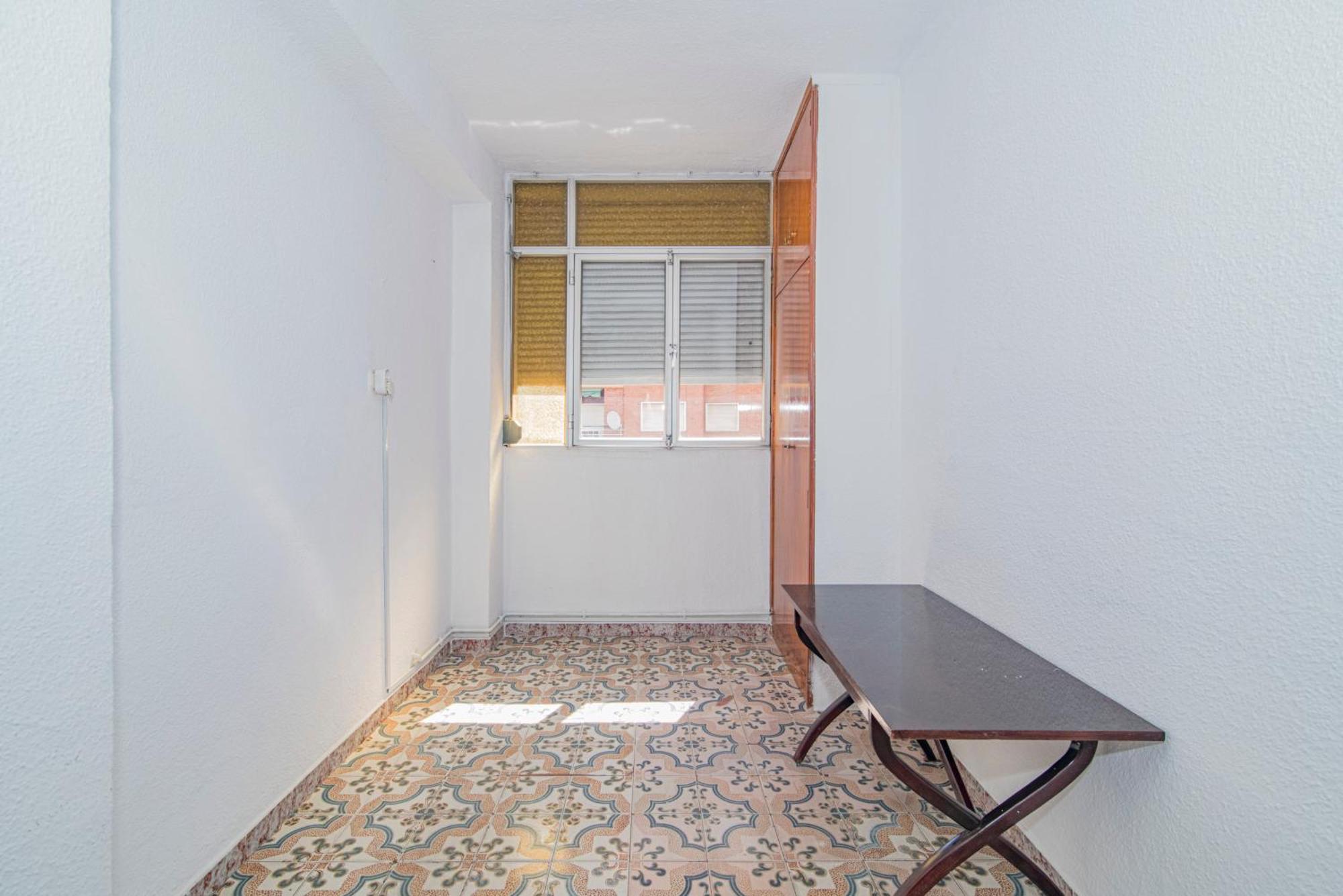 Delfin Retreat Con Terraza Junto A Parada De Metro Granada Exterior foto