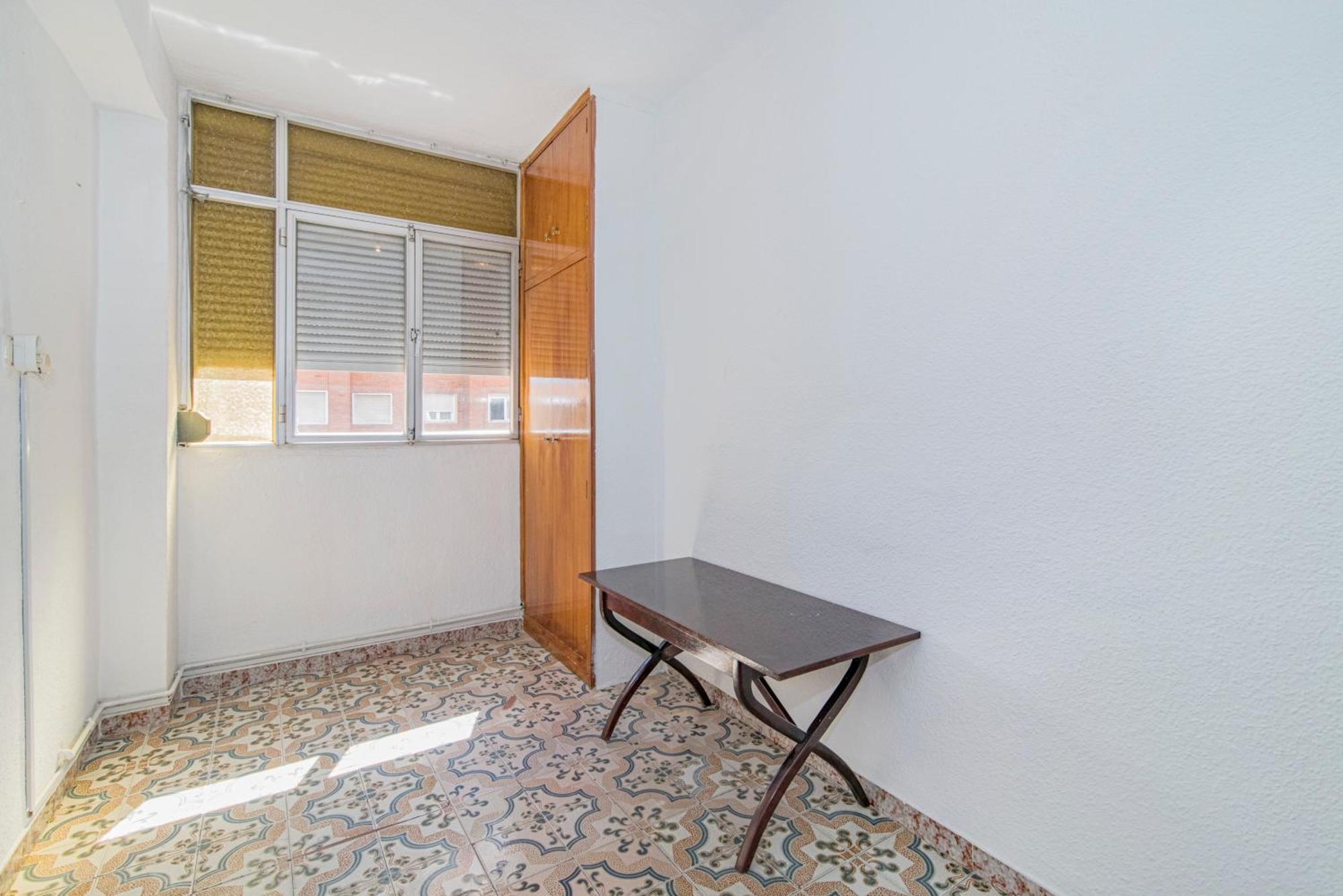 Delfin Retreat Con Terraza Junto A Parada De Metro Granada Exterior foto